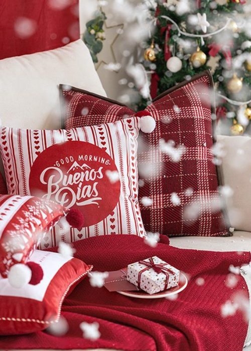 CH12 Set Of Four Cushions, Christmas Pattern