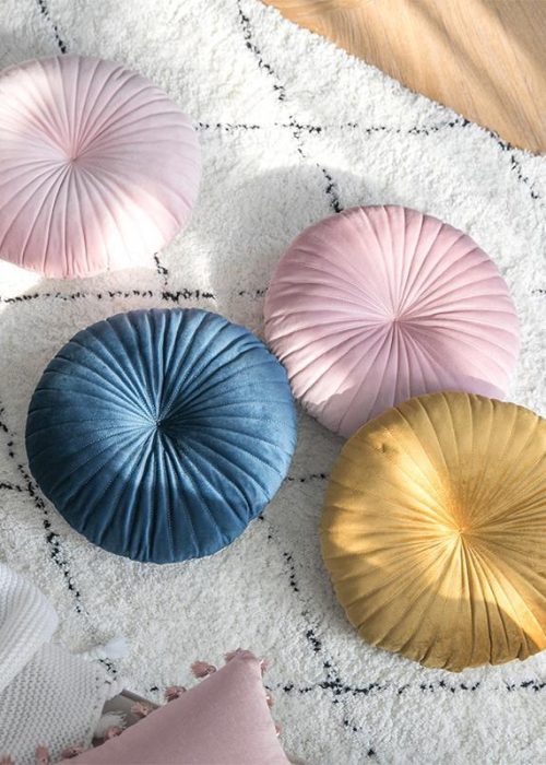SE96 Set Of Three Cushions
